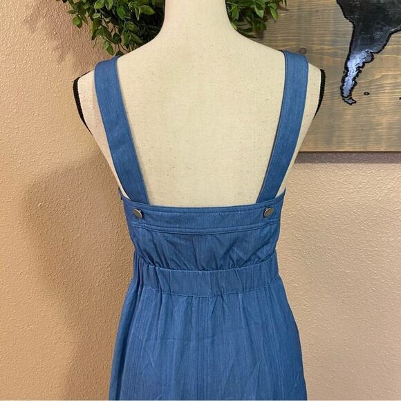 NWOT Lulus Darling Time Blue Chambray Handkerchief Midi Dress With Pocke… - Picture 5 of 9